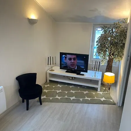 Appartement F2 Place Republique Center - Bright And Equipped